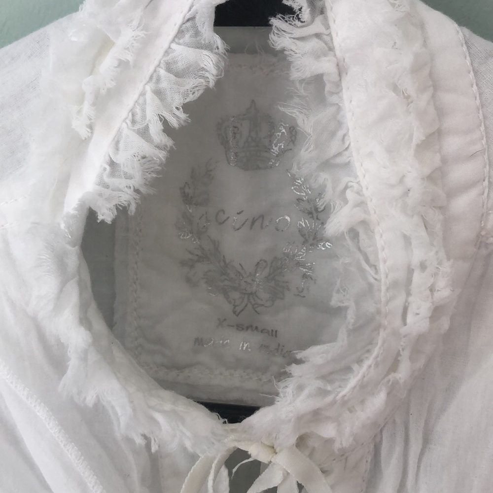 Women's White Ruffled Button-Front Blouse - Picture 3 of 5
